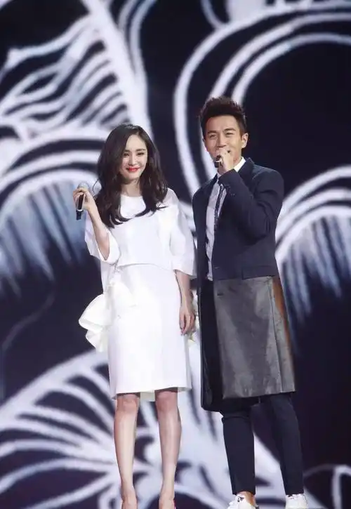 这三位当事人的差距一目了然,原来早有预兆_刘恺威_杨幂_王鸥