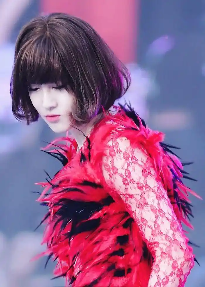 南韩男爱豆女装盘点——去除粉丝滤镜,你觉得谁最美?