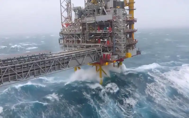 南海再传好消息海牛2号成功潜入海底创造纪录引国际轰动