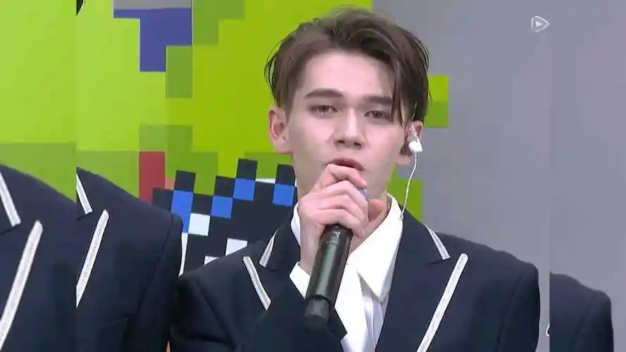 【创造营2021—庆怜】奶拽的臭屁小孩!