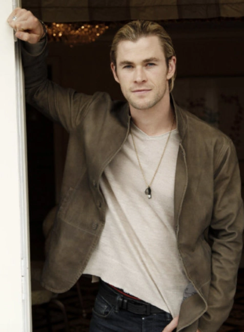 全球十大最帅美男, 只有一位小鲜肉