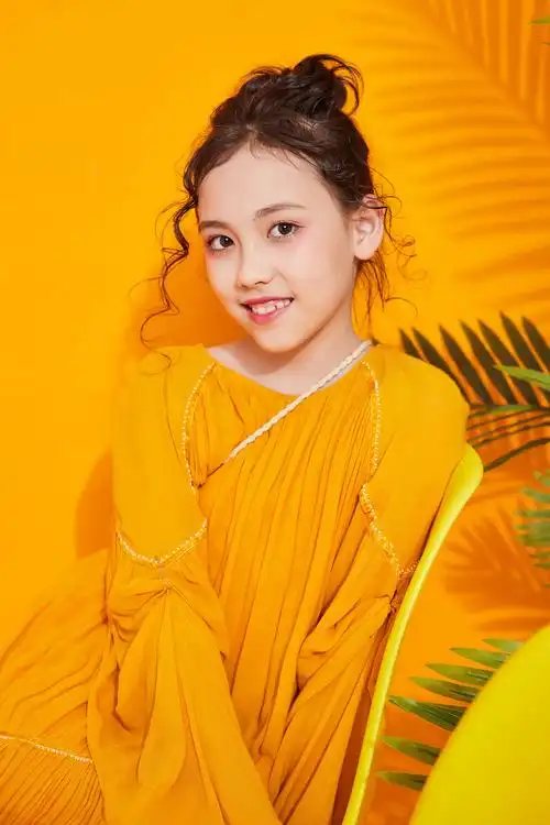 p>宋梓欣,中美混血女孩,2010年1月26日出生于广东中山.