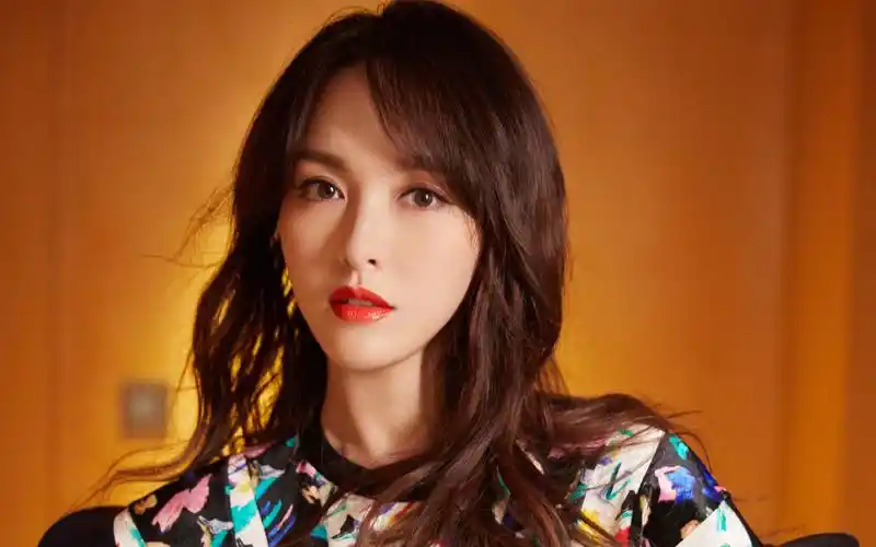 唐嫣性感活动照图片桌面壁纸,大陆明星,美女,唐嫣,性感,美女明星,演员