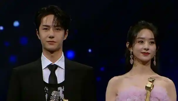 王一博强势领跑,《有翡》收官热度不减,梦幻联动后戏十足_互动_赵丽颖