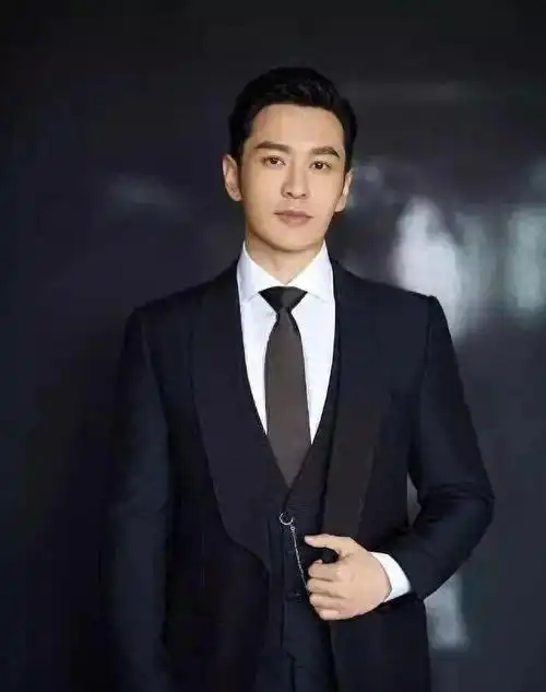 黄晓明送粉丝武汉一套房本是居住权没想到霸总直接给过了户