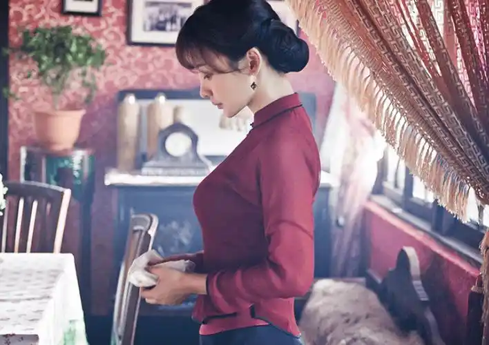 《男人装》后出名,总是出演妩媚角色,被嘲"借胸上位"多年_柳岩_电影