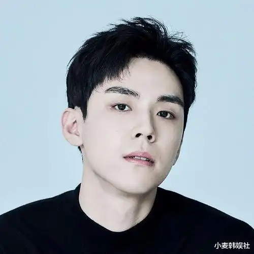 韩国男演员金度勋