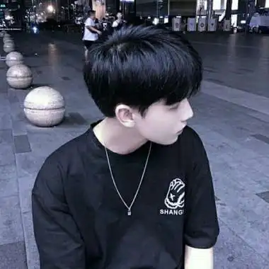 男生霸气头像冷酷真人