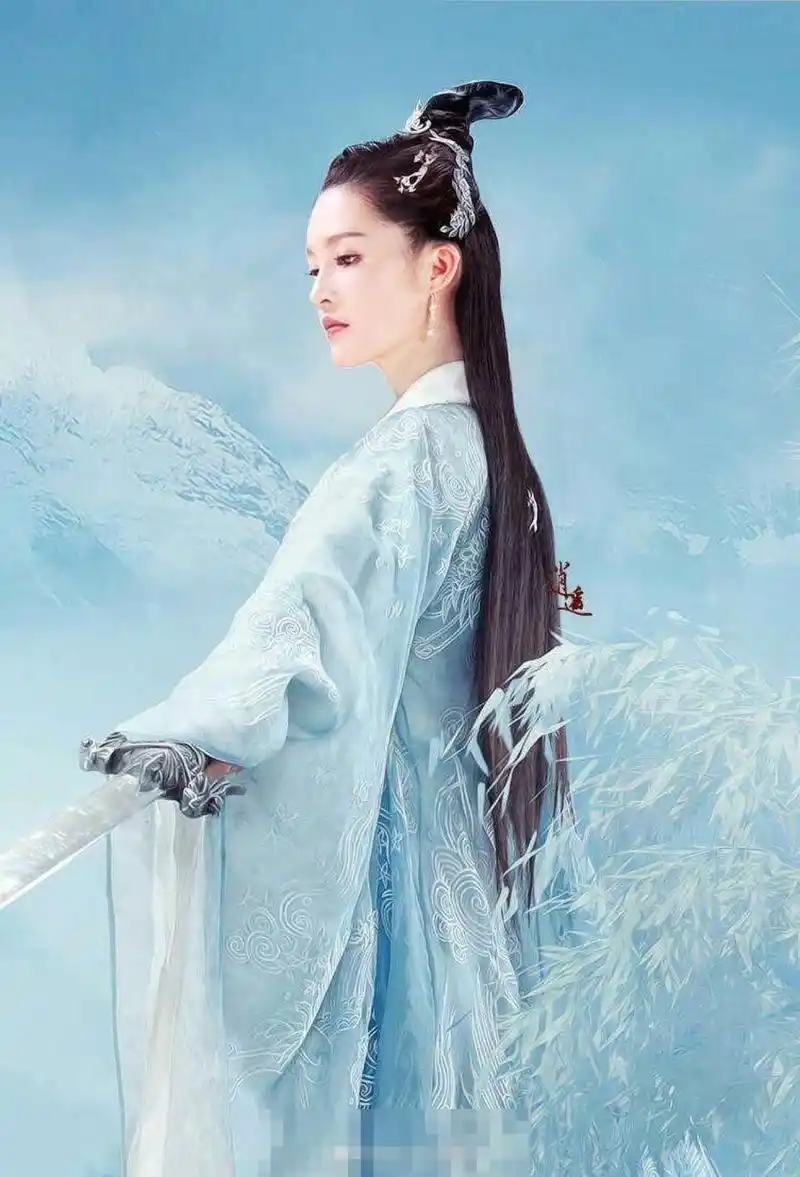 电影版《诛仙》再次公布剧照,孟美岐的碧瑶换一个造型还是丑啊