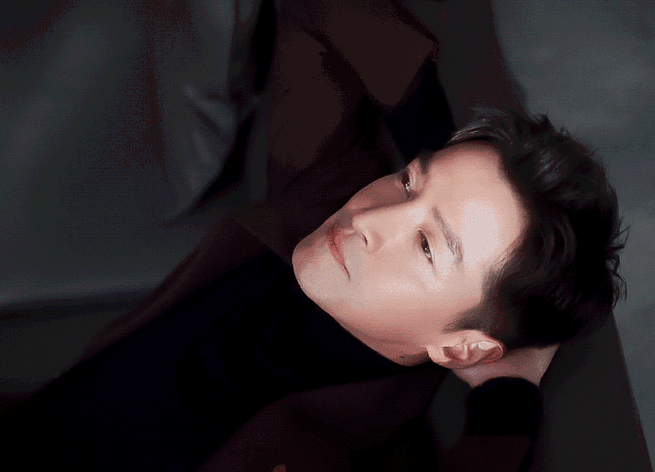 闪耀之夜收到请回答##胡歌繁花##现实比照片好看的明星##胡歌看见