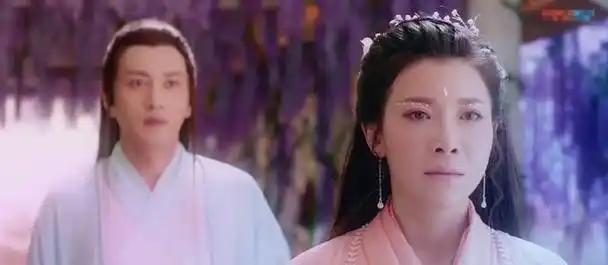 回顾:昔日演"情侣"如今演"母子",娱乐圈对女演员到底多苛刻