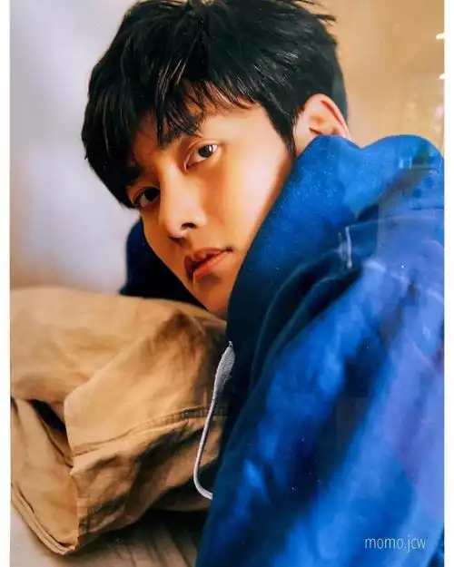 池昌旭未公开照片