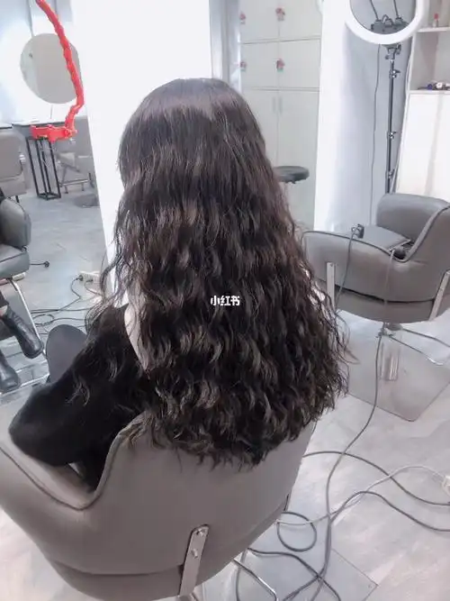 蛋卷水波纹烫发