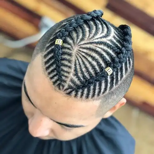 男生把头发编起后,女生都觉得汗颜