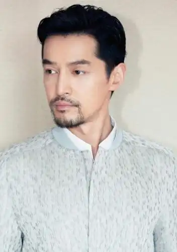 当男星留起来胡子:蔡徐坤,千玺稚嫩,胡歌成熟,他竟然最帅!