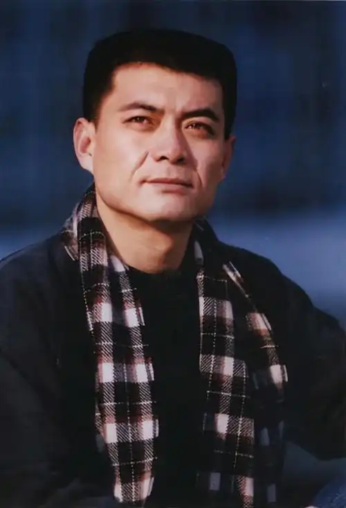 回顾王新军亲情有泪水对不起唐静此生不会辜负小7岁妻子秦海璐