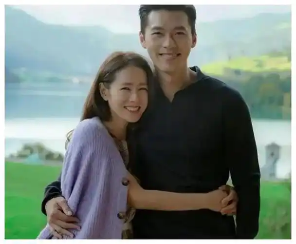 玄彬与孙艺珍绝美对视他不修边幅她优雅动人