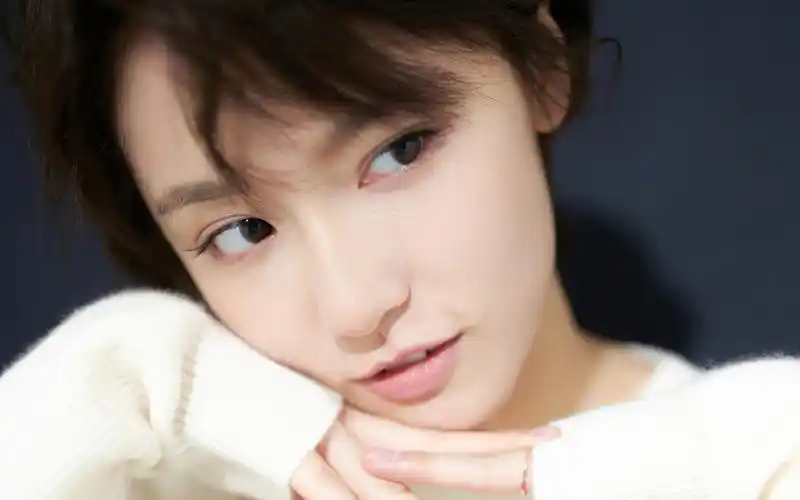 成果图片_成果写真图片_成果剧照图片_美桌网