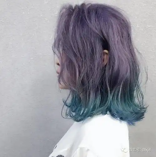 今年流行"发梢染"