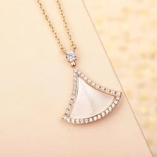 宝格丽22年新款扇形裙子项链