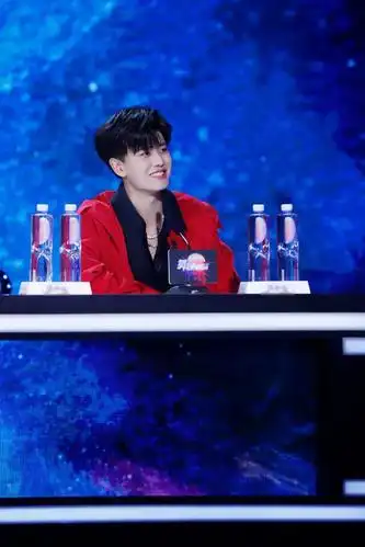 任嘉伦舞者高清剧照,明朗少年似火热烈