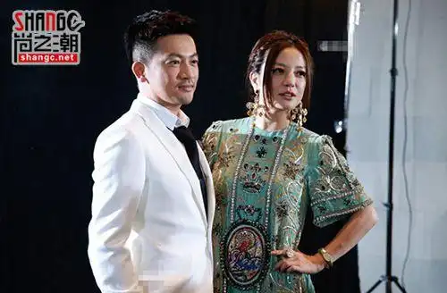 林心如婚礼有请赵薇吗 林心如结婚赵薇苏有朋为什么没去?