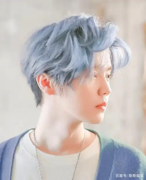 盘点男明星蓝发造型,有人帅气有人高冷,他神似动漫人物