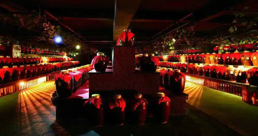 储存酒水的酒窖该如何设计更合理?