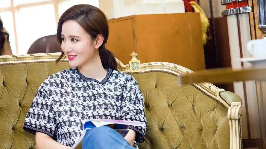 周末父母张萌剧照壁纸