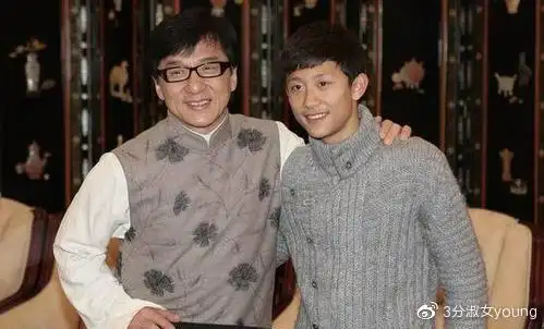 张一山父亲曝光,低调10几年原来是他,网友:怪不得一直没有公开