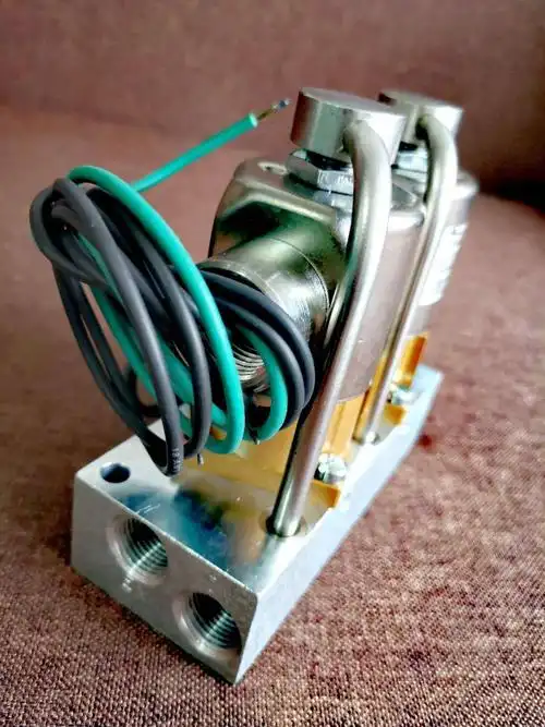 美国登福螺杆空压机维修保养配件旋转电磁阀301eaq861原包装现货