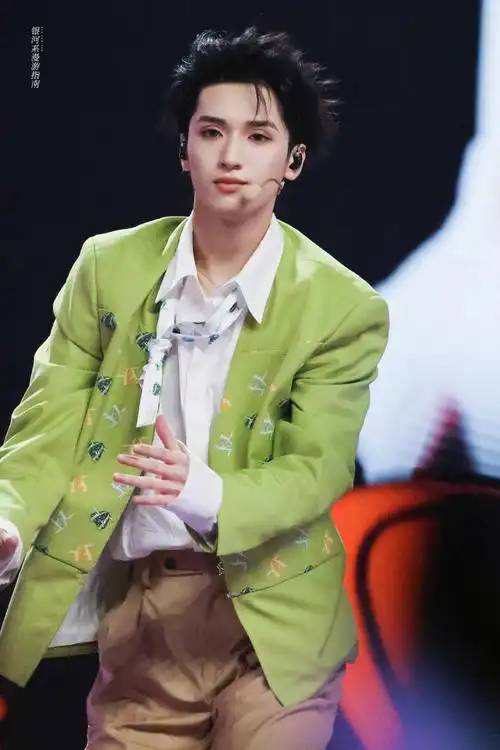 严浩翔叁重楼暨出道四周年演唱会