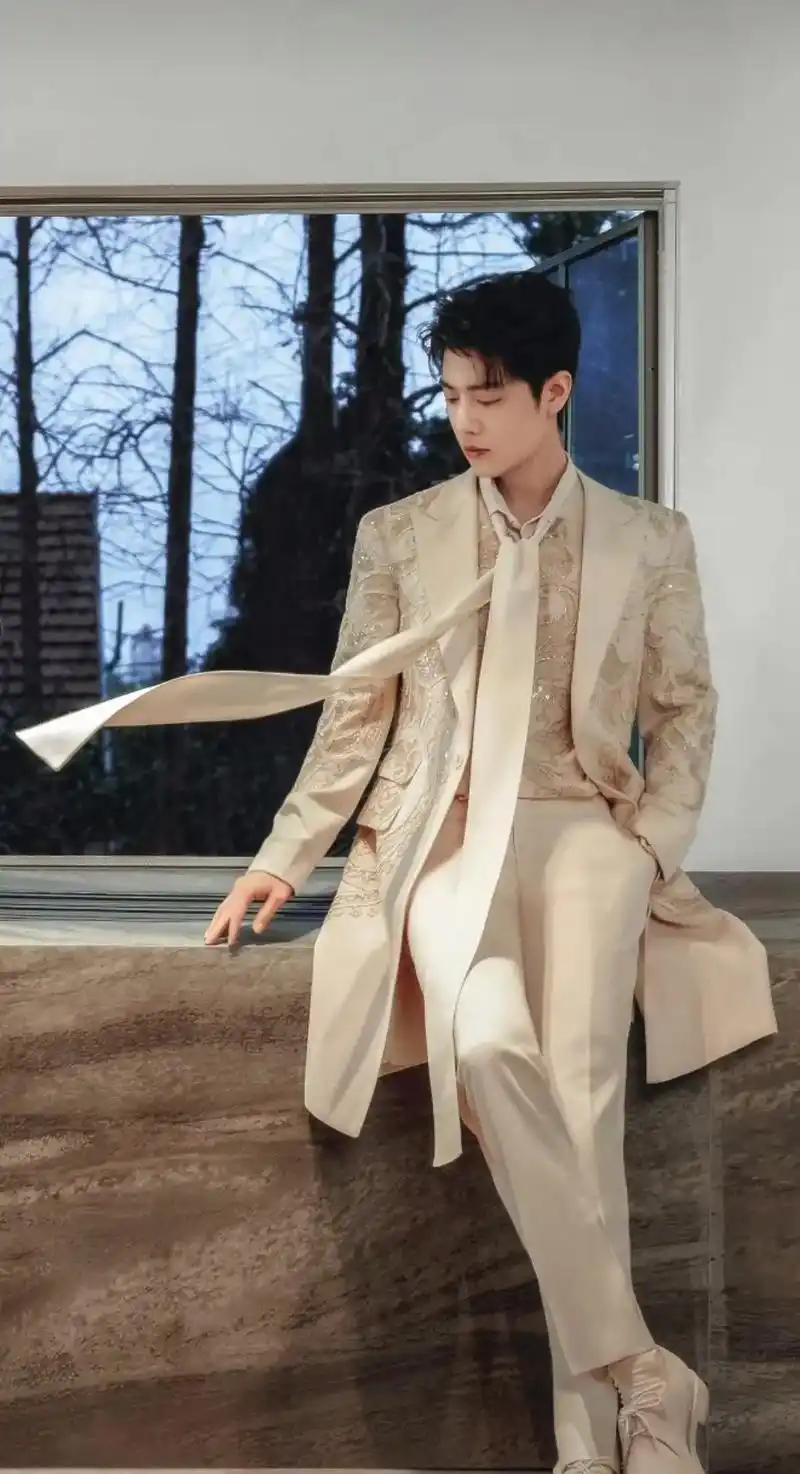 肖战 #王一博 - 抖音