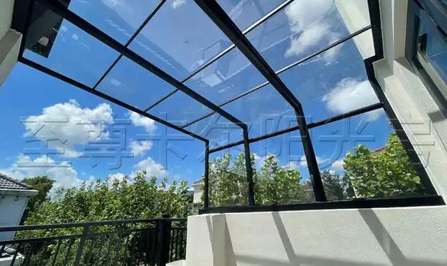 露台做电动伸缩玻璃阳光棚好用吗?拿真实案例介绍