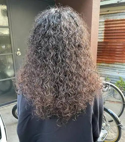 烫发没目标,就选全头小卷卷,没想到这么美|发型|卷发|染发|发量_网易