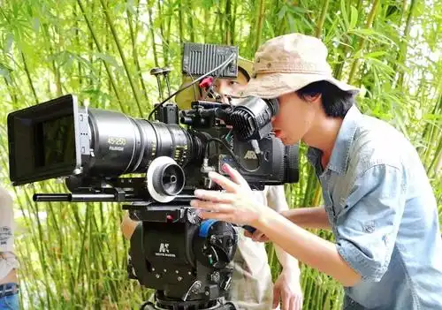 扬州的夏日侃侃新作mv剧组相约个园有偶遇的没