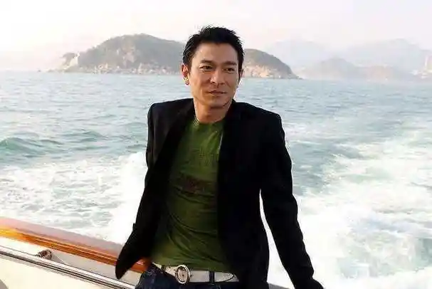 天王刘德华引退娱乐圈?"干女儿"斯亚得知假消息后急删文致歉