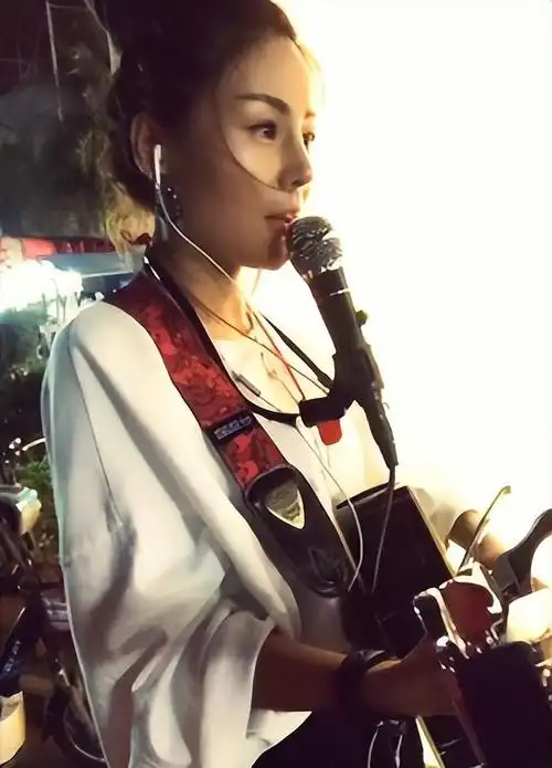 花姐歌手个人资料