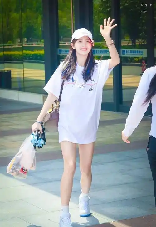 13位拥有人间称号的女星,你能认出几位_cm_身高_kg