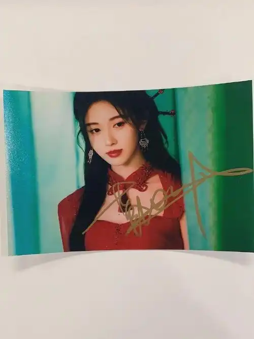 转赞评此微博,圈圈将抽取【热转第一】的小伙伴送出鞠婧祎签名照一张