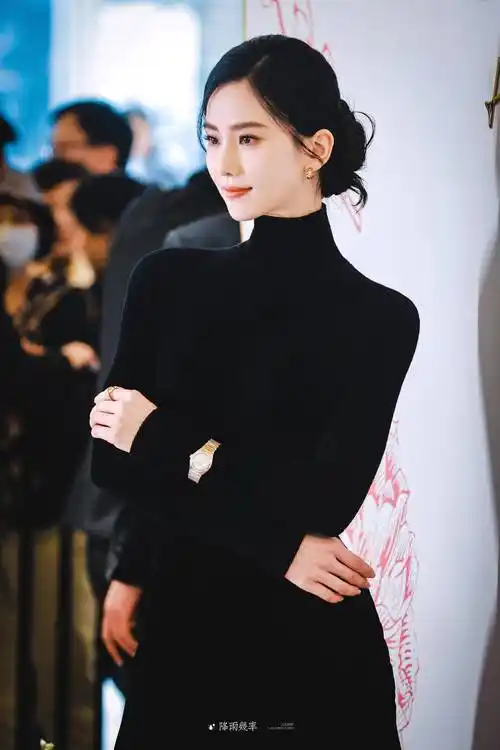 刘诗诗下车那段真的百看不厌,没点开视频之前在想能有多好看?