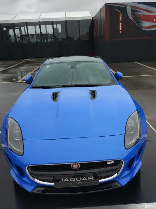 > 试驾捷豹活动