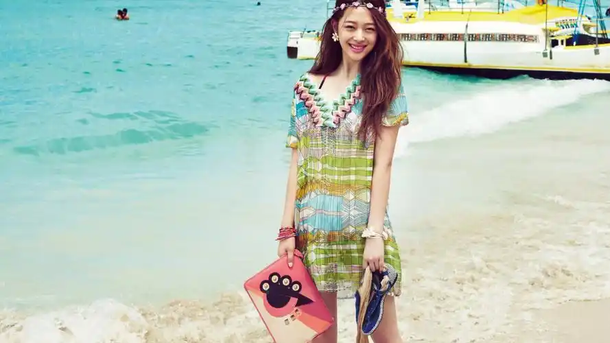 崔雪莉桌面壁纸-美女壁纸-高清美女图片-第5图-娟娟壁纸