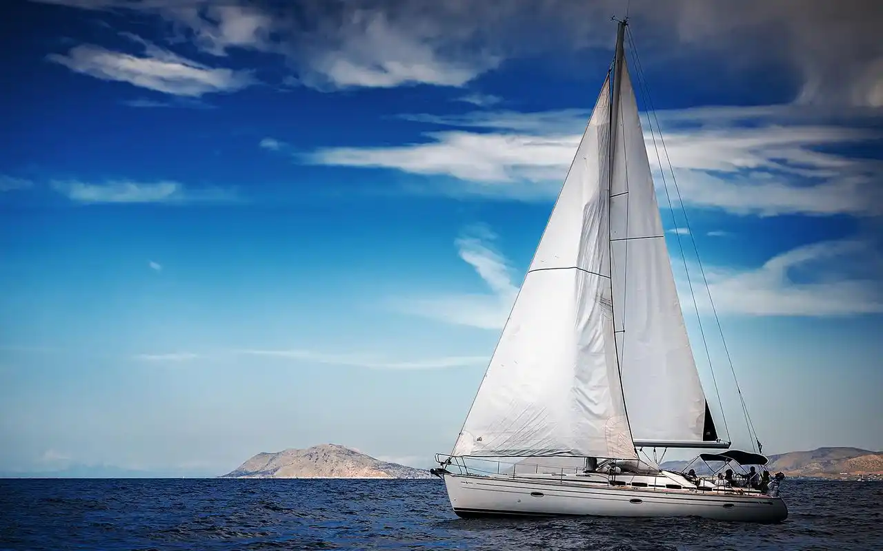 杨帆远航的帆船高清图片桌面壁纸