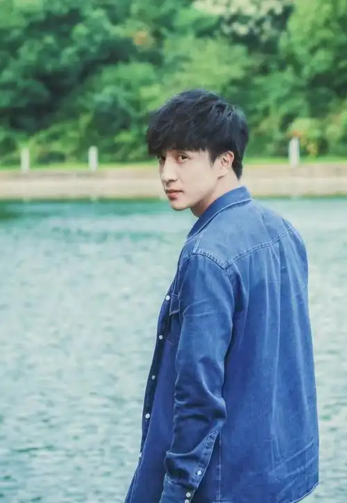 薛之谦照片_薛之谦相册大全-yy官方