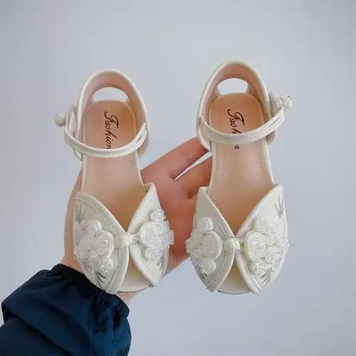 2024年夏季新款童鞋小女孩气质甜美公主鞋中国风女童鱼嘴半凉鞋潮