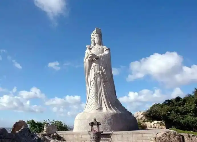 汕尾站--凤山祖庙而且东莞到潮汕,沿线也够我们玩了!