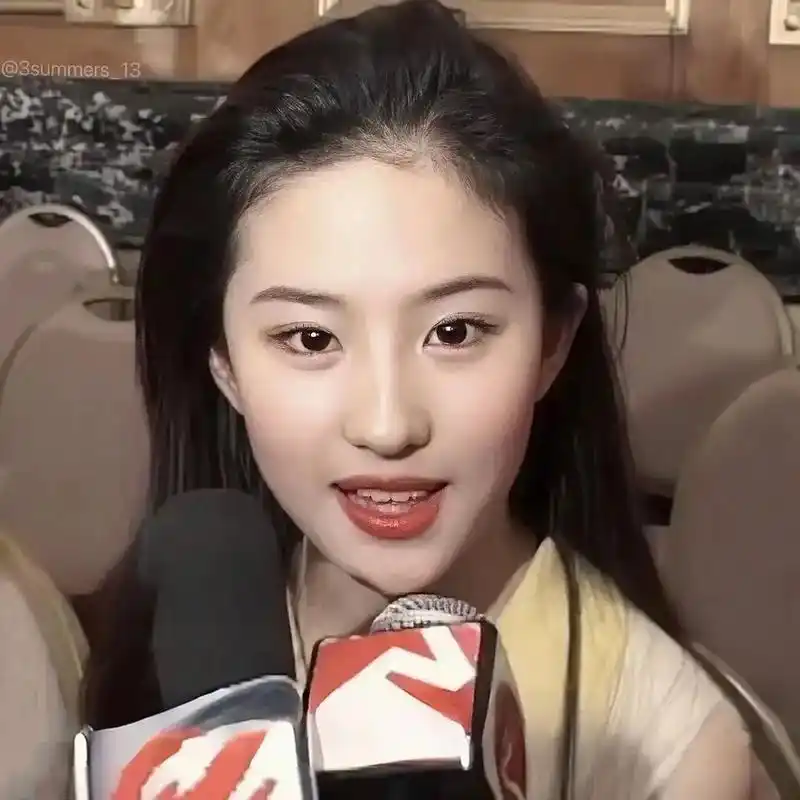 你浅浅的微笑就像乌梅子酱,考古15岁的刘亦菲 - 抖音