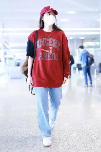 近期明星机场街拍穿搭来看看有没有你喜欢的搭配