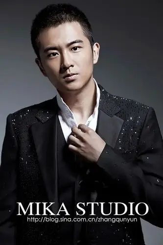 找一个大陆男演员